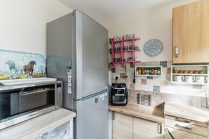 KITCHEN- click for photo gallery